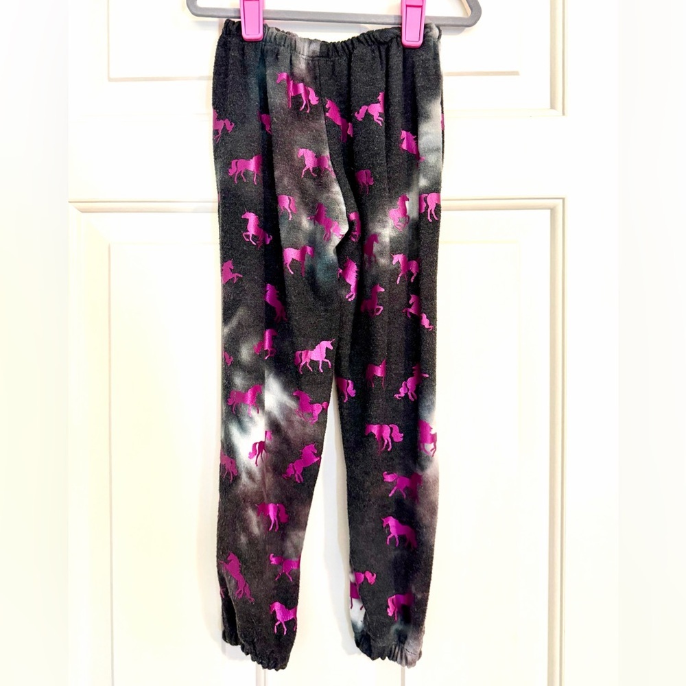 Chaser Kids Tie Dye Unicorn 🦄 Lounge/Sweatsuit Set - Black and Purple - Picture 8 of 8